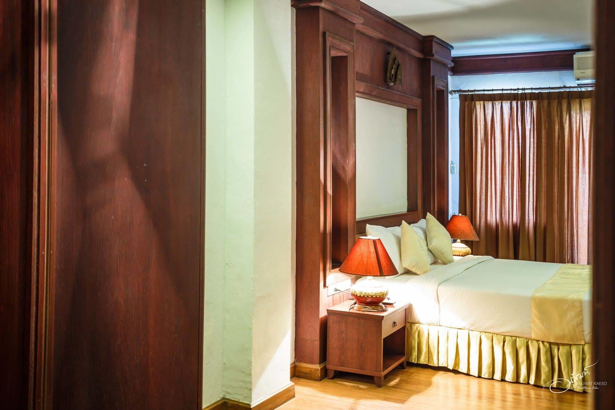 Hotel Gassan Legacy Golf Club Lamphun Esterno foto