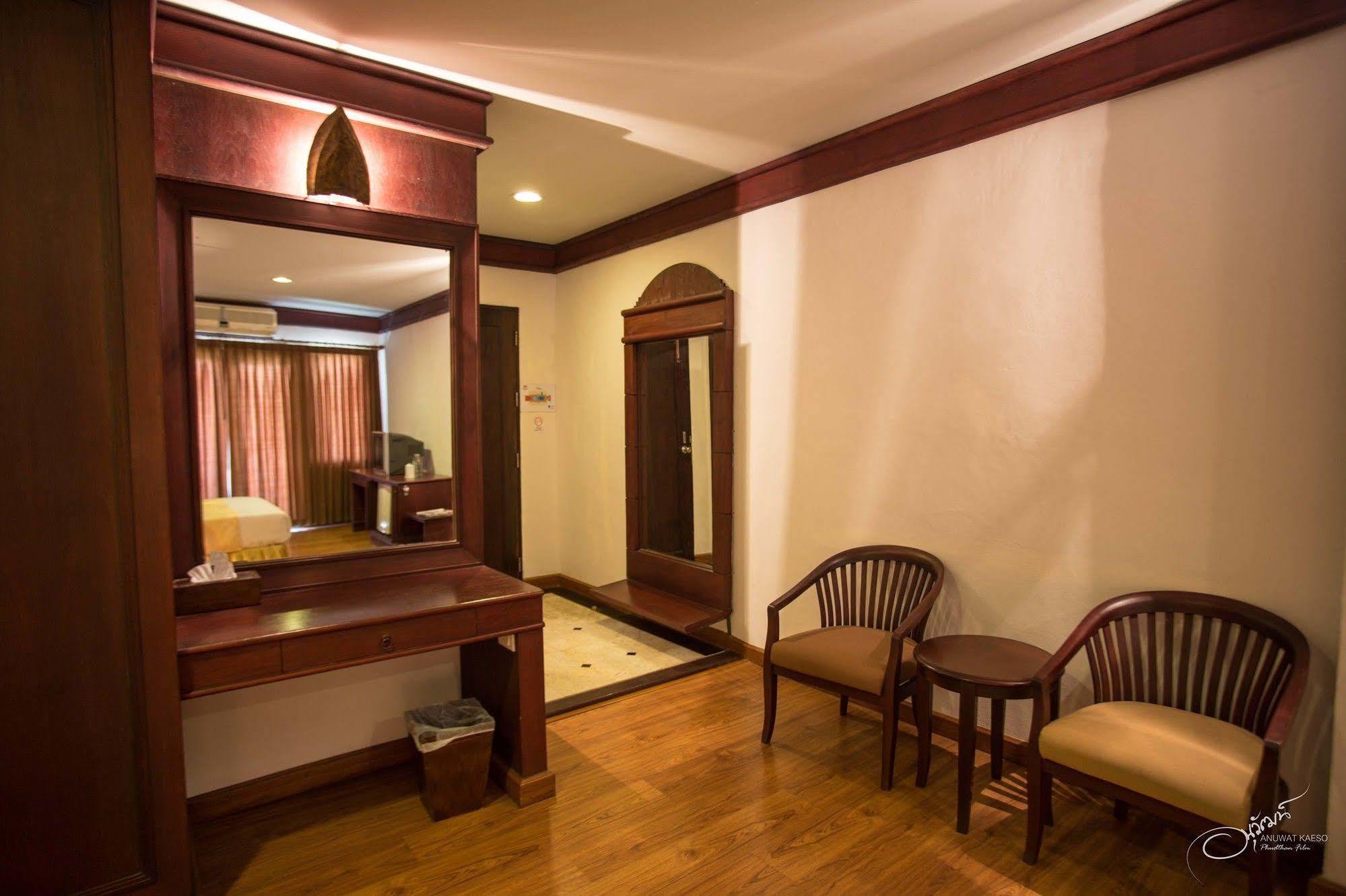 Hotel Gassan Legacy Golf Club Lamphun Esterno foto