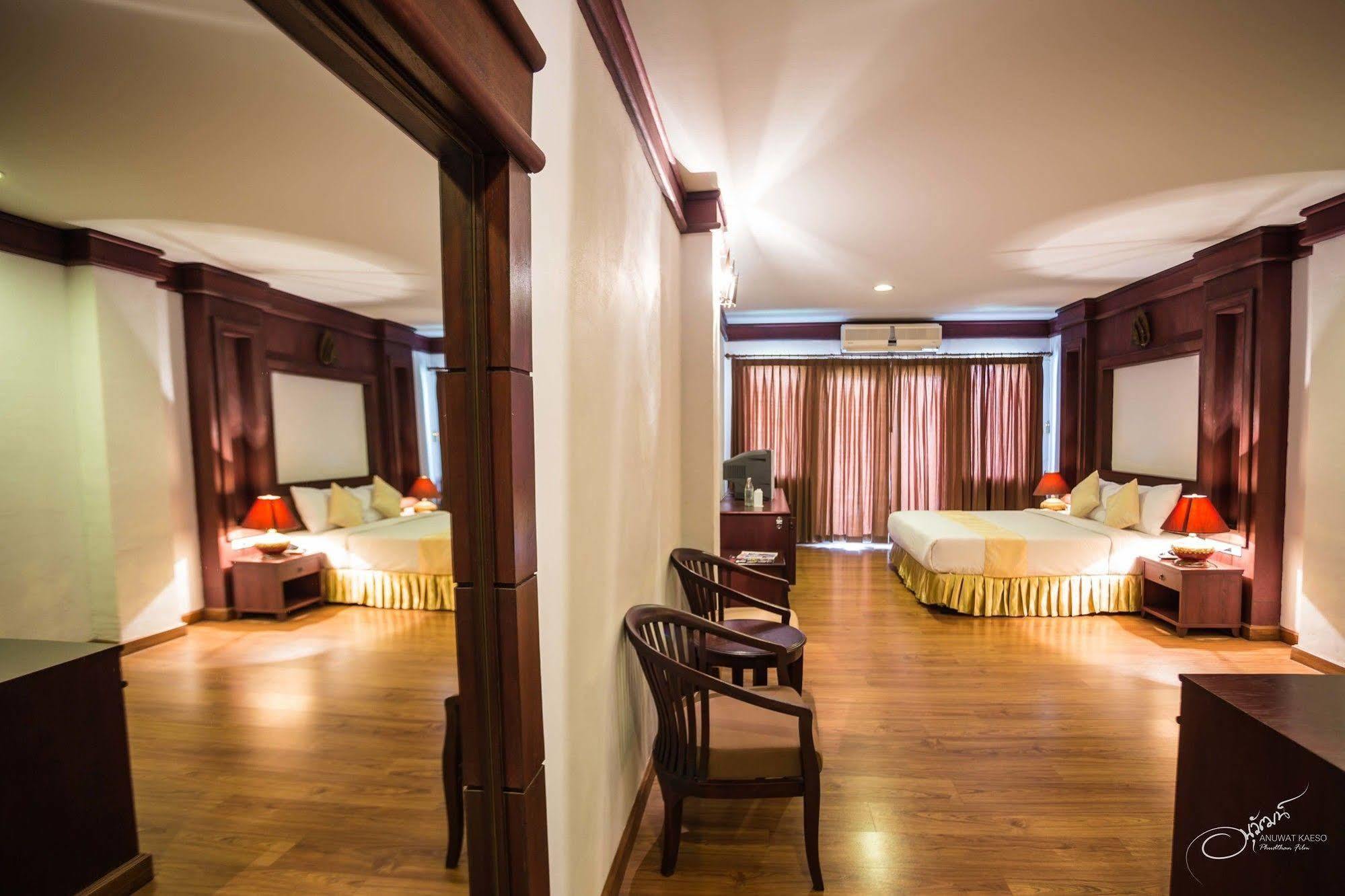 Hotel Gassan Legacy Golf Club Lamphun Esterno foto